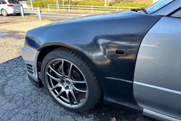 SHAFT AUTO SERVICE Front Fender, 20MM (FRP) for Nissan Skyline (R34)