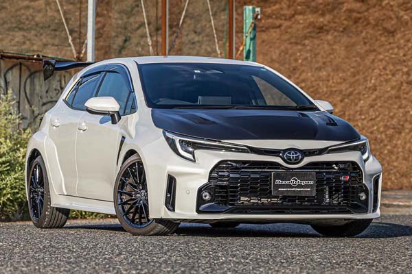 Result Japan Aero Hood for 2024+ Toyota GR Corolla